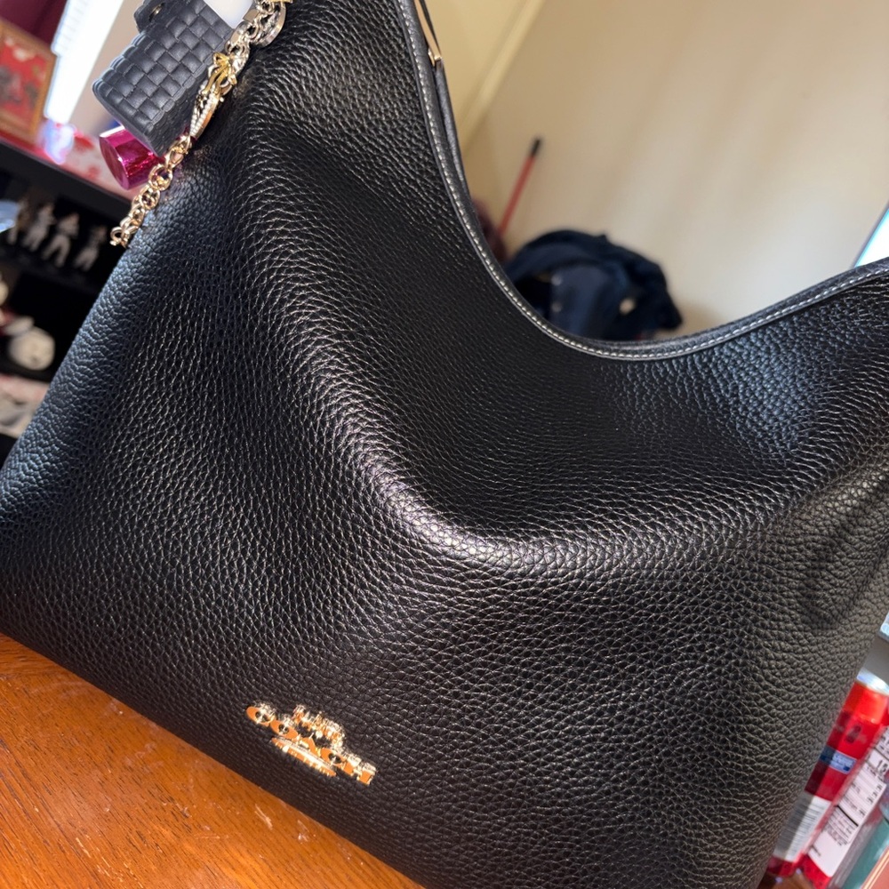 Coach Black Pebbled Leather Shoulder Bag - Picture 3 of 3